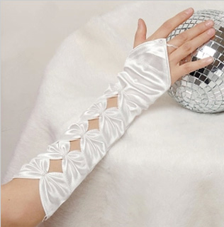 femini white rosette lace glove